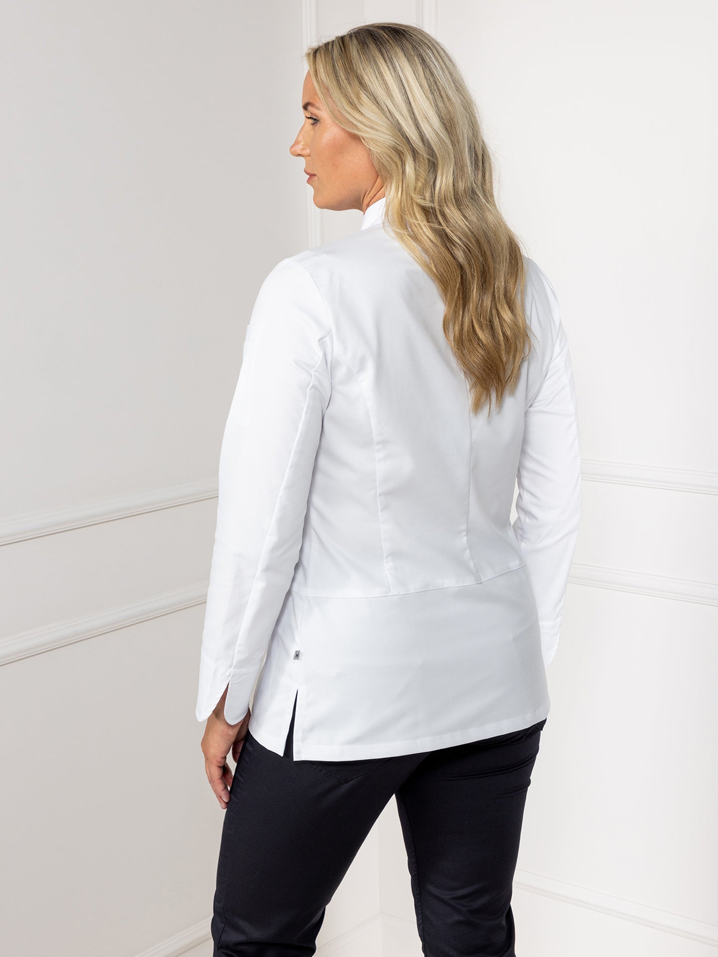 Light Gray Lynn White Le Nouveau Chef Light Gray Lynn White Le Nouveau Chef