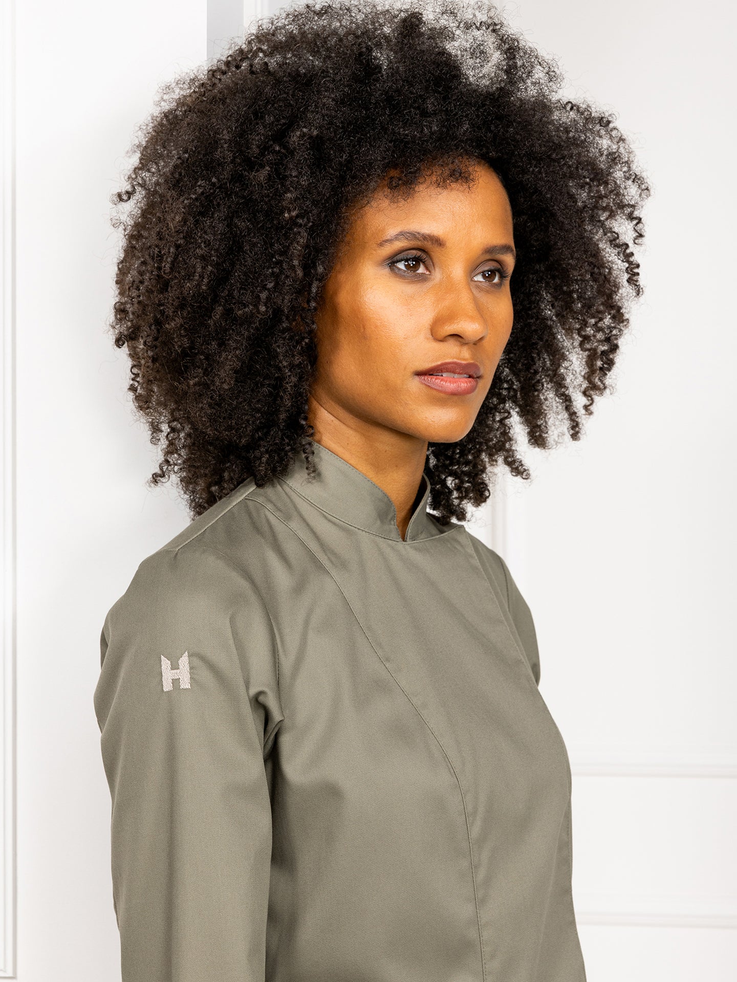 Light Gray Lynn Olivette Le Nouveau Chef Light Gray Lynn Olivette Le Nouveau Chef