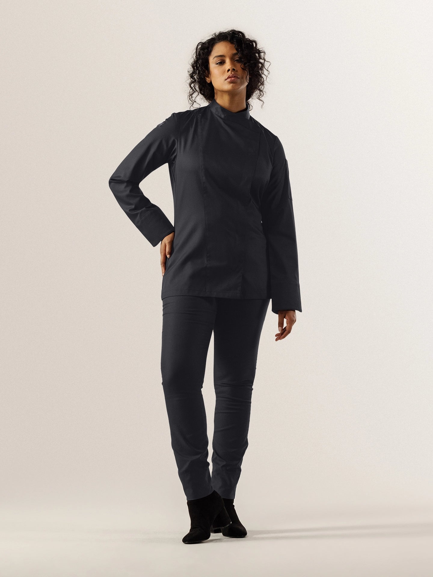 Arlette Black Arlette Black