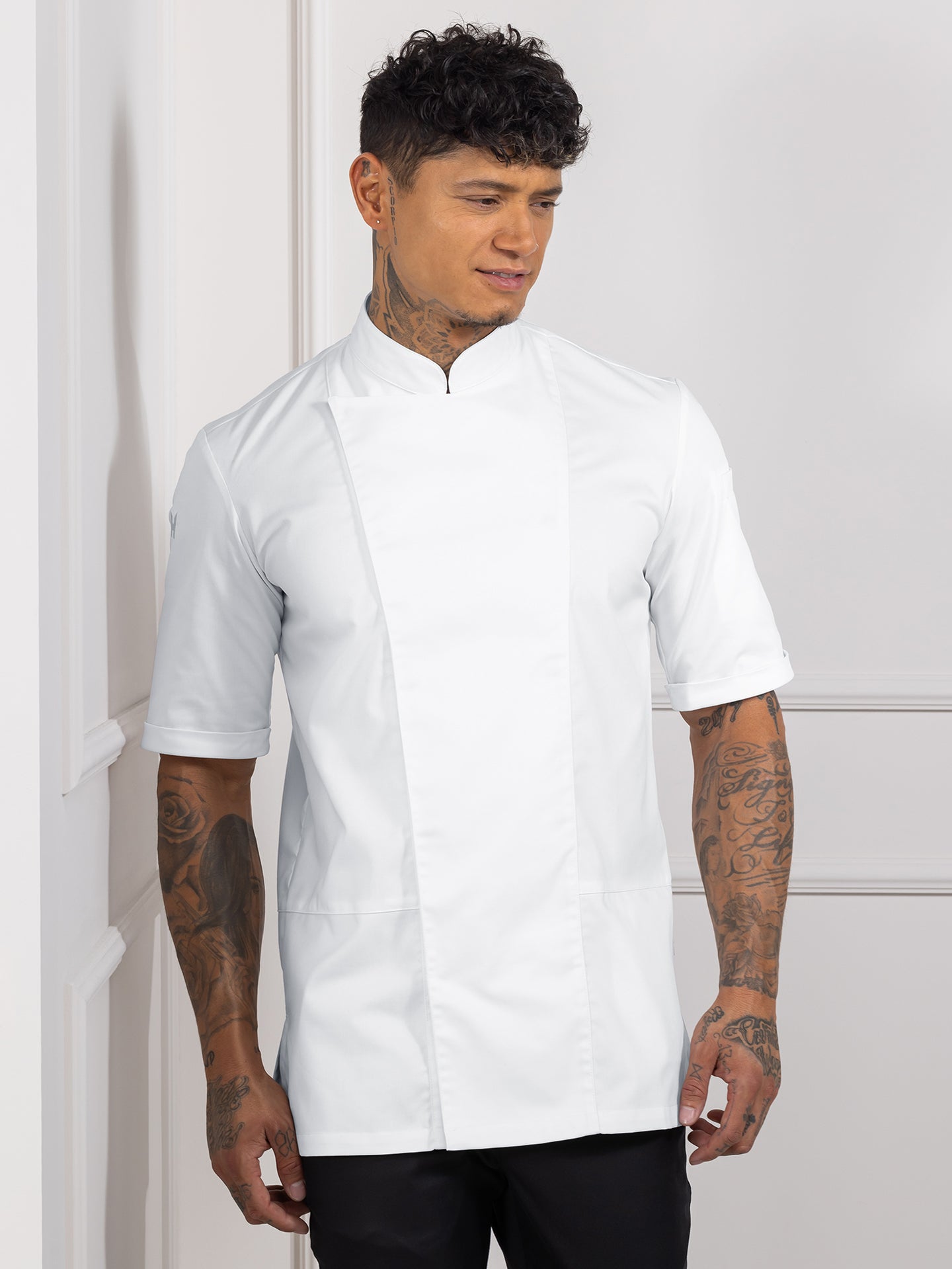 Light Gray Melvin White Le Nouveau Chef Light Gray Melvin White Le Nouveau Chef
