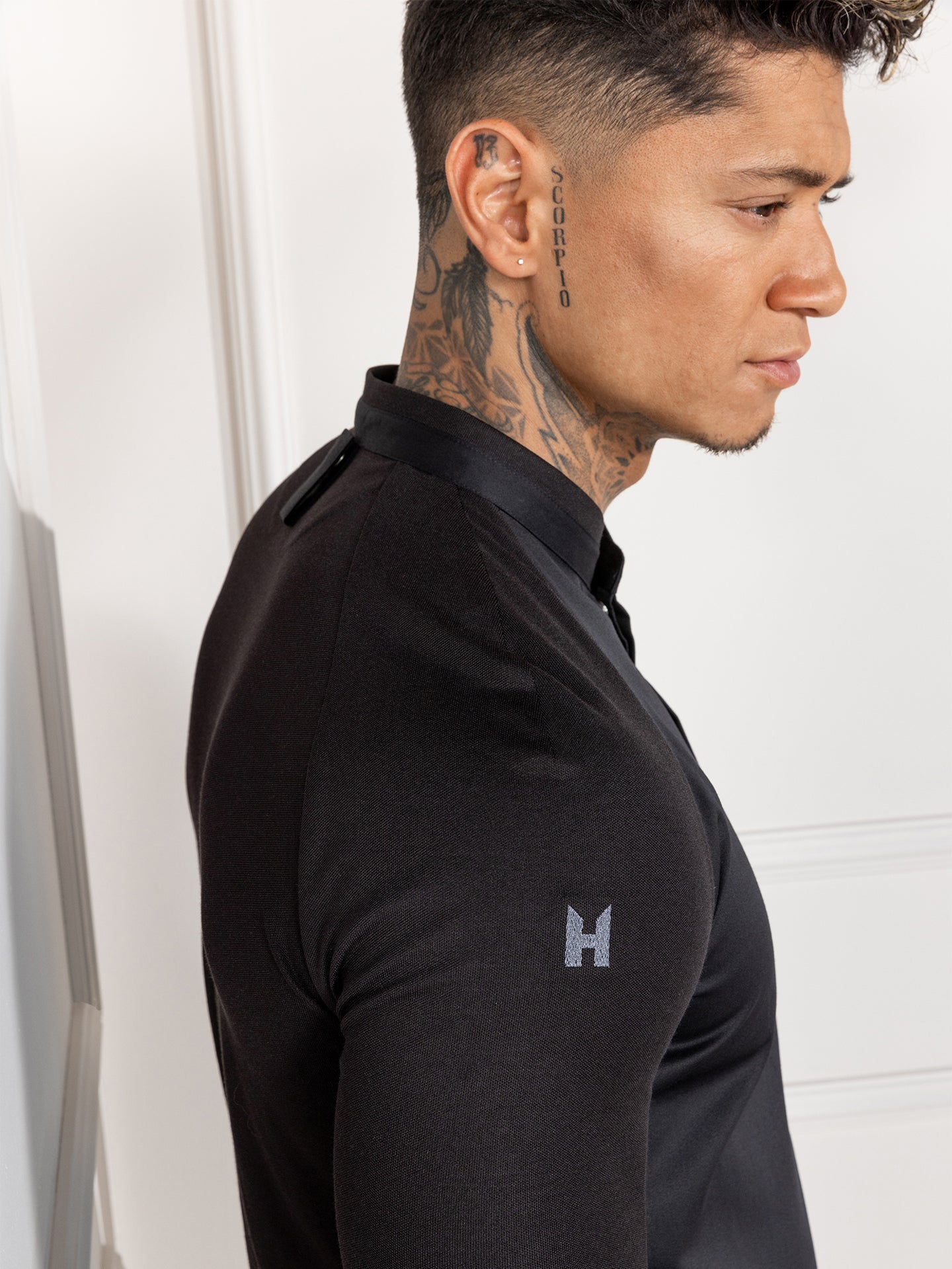 Light Gray Romain Black Le Nouveau Chef Light Gray Romain Black Le Nouveau Chef