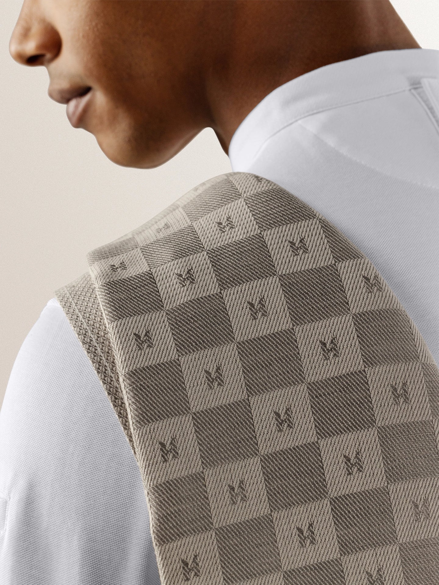 LNC Warm Grey LNC Warm Grey