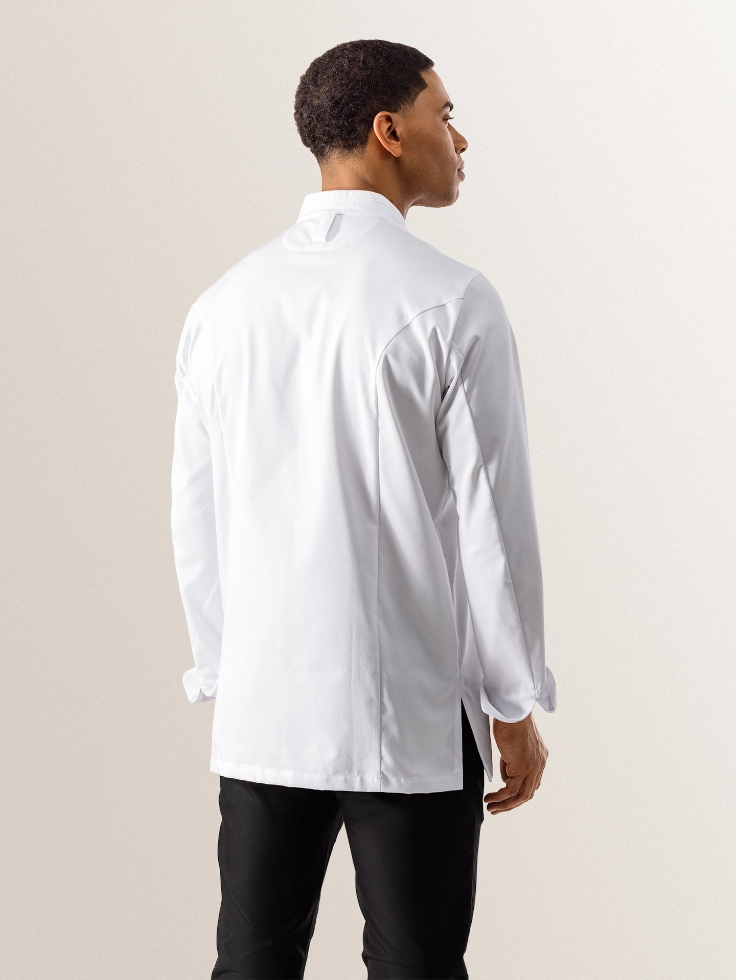 Falco White
