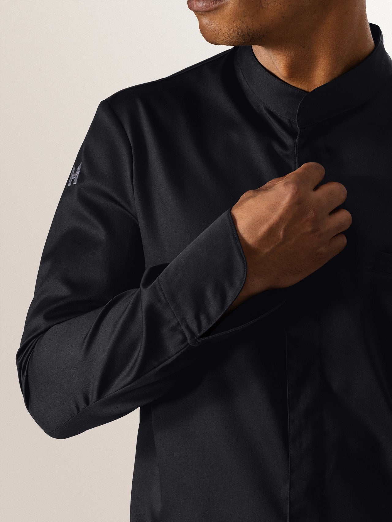 Gusto Black